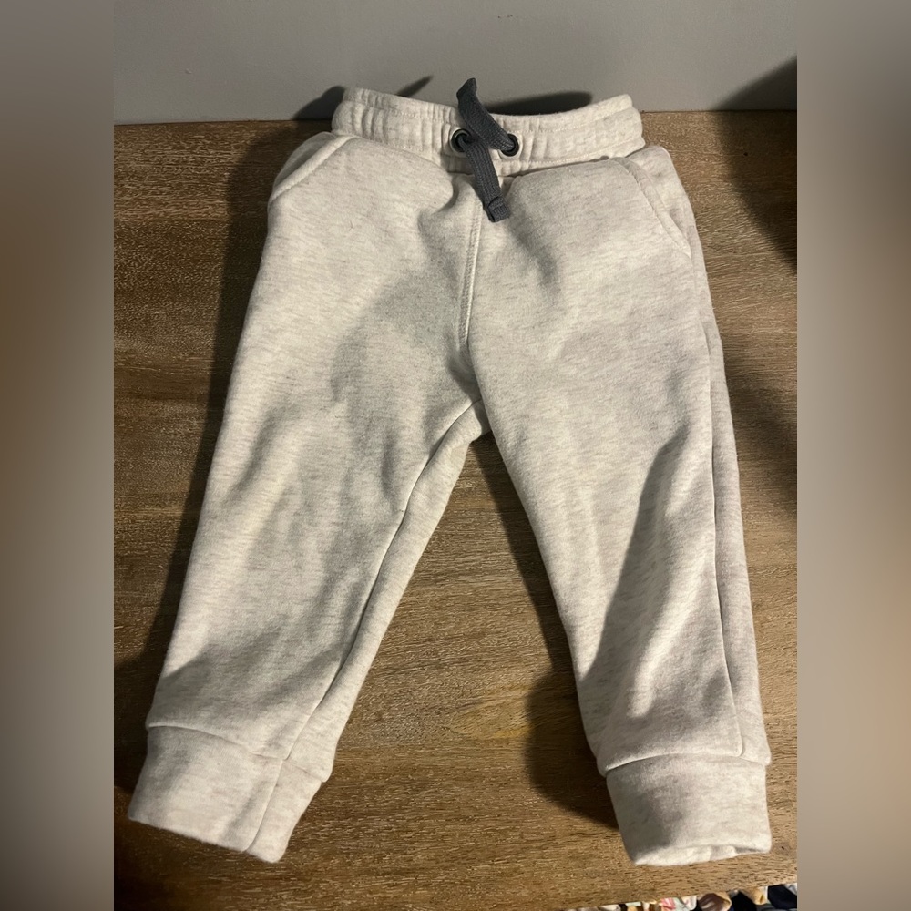 2T sweatpants and pull over